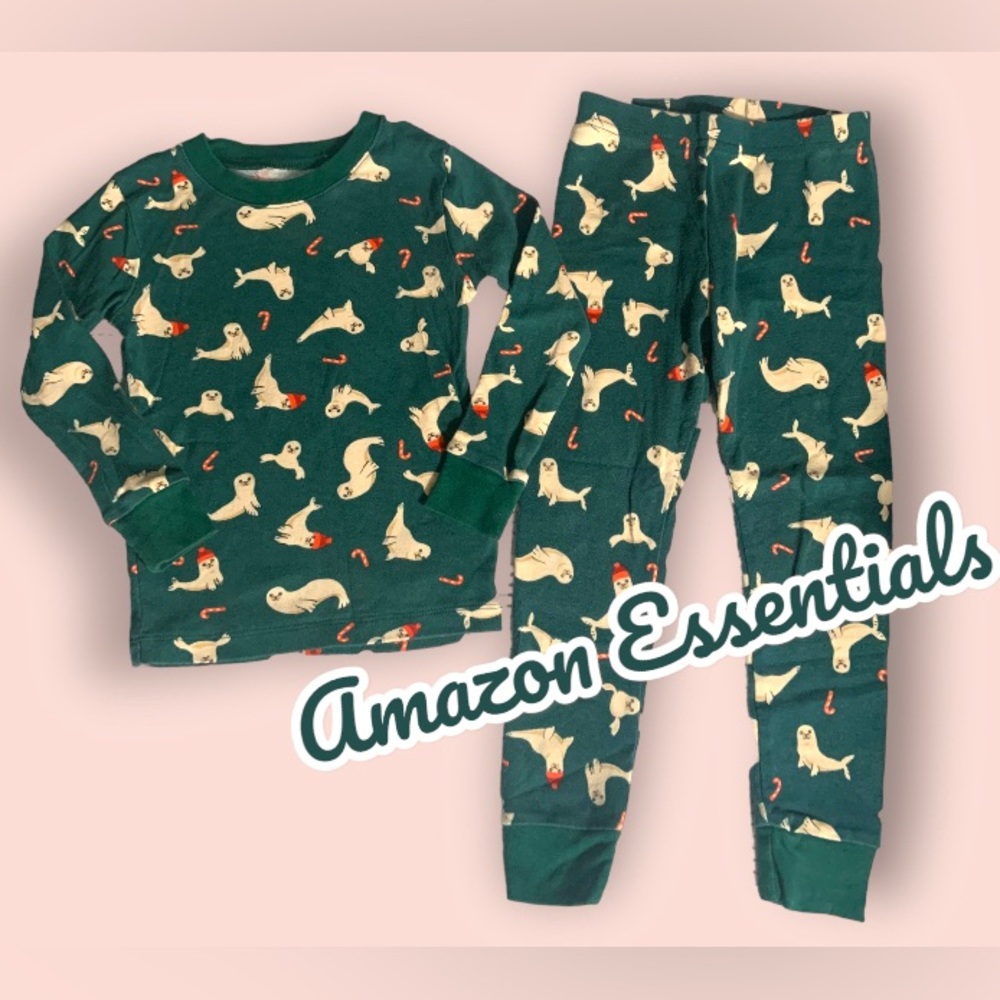 Amazon Essentials Snug-Fit holiday PJ’s ⭐️